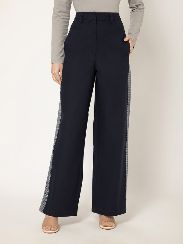 REINE - Sleek Comfort with a Touch of Merino Pants