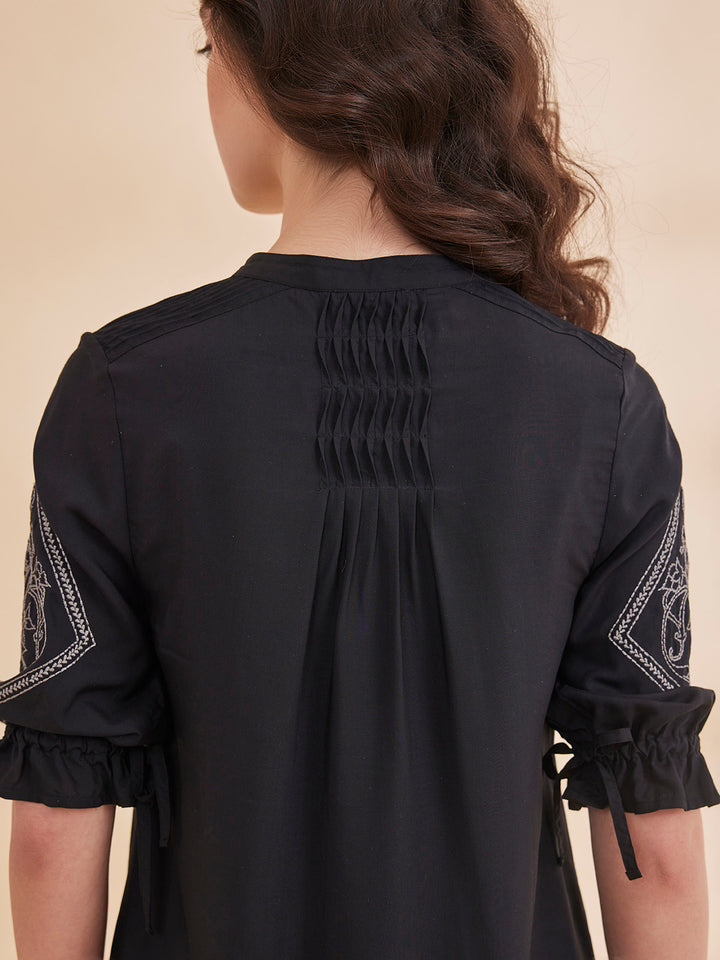 SAHAR - Organic Bamboo Motif Embroidered Top