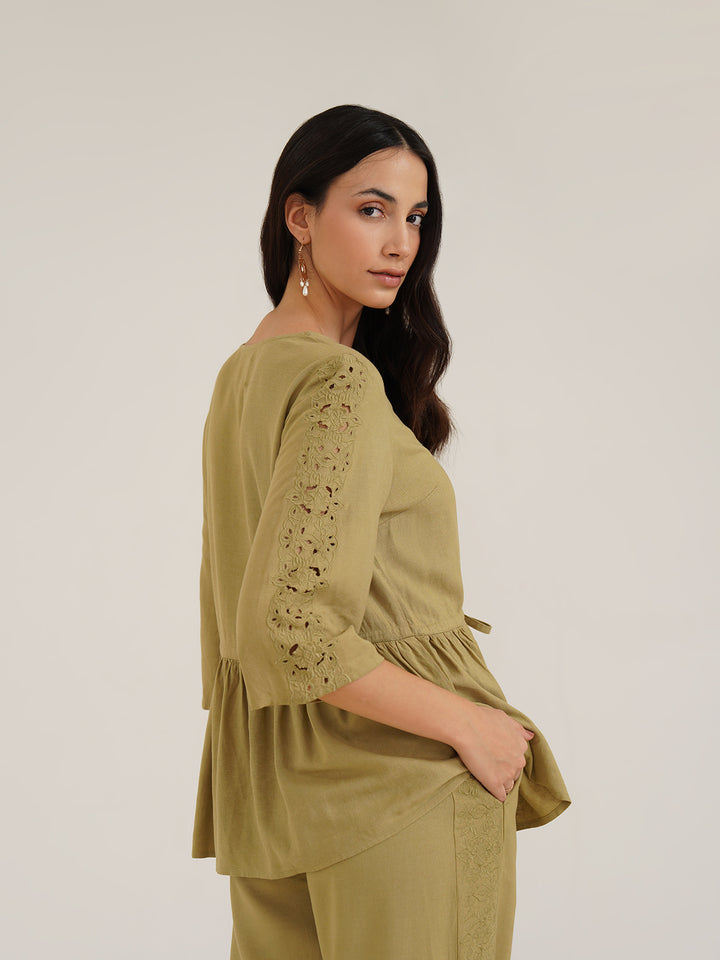 ARES – Linen Peplum Top